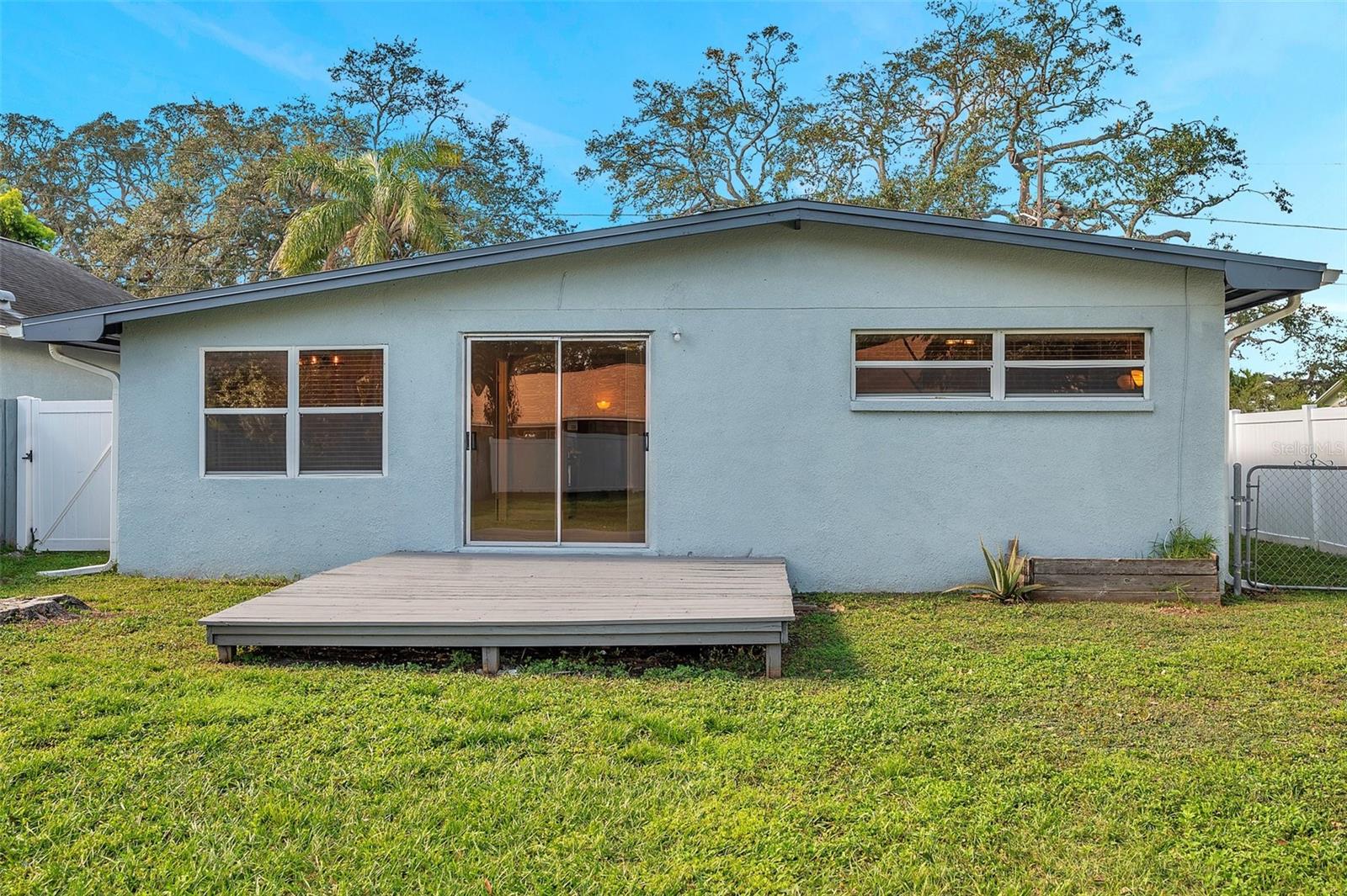262 5TH ST NW, LARGO, FL, 33770