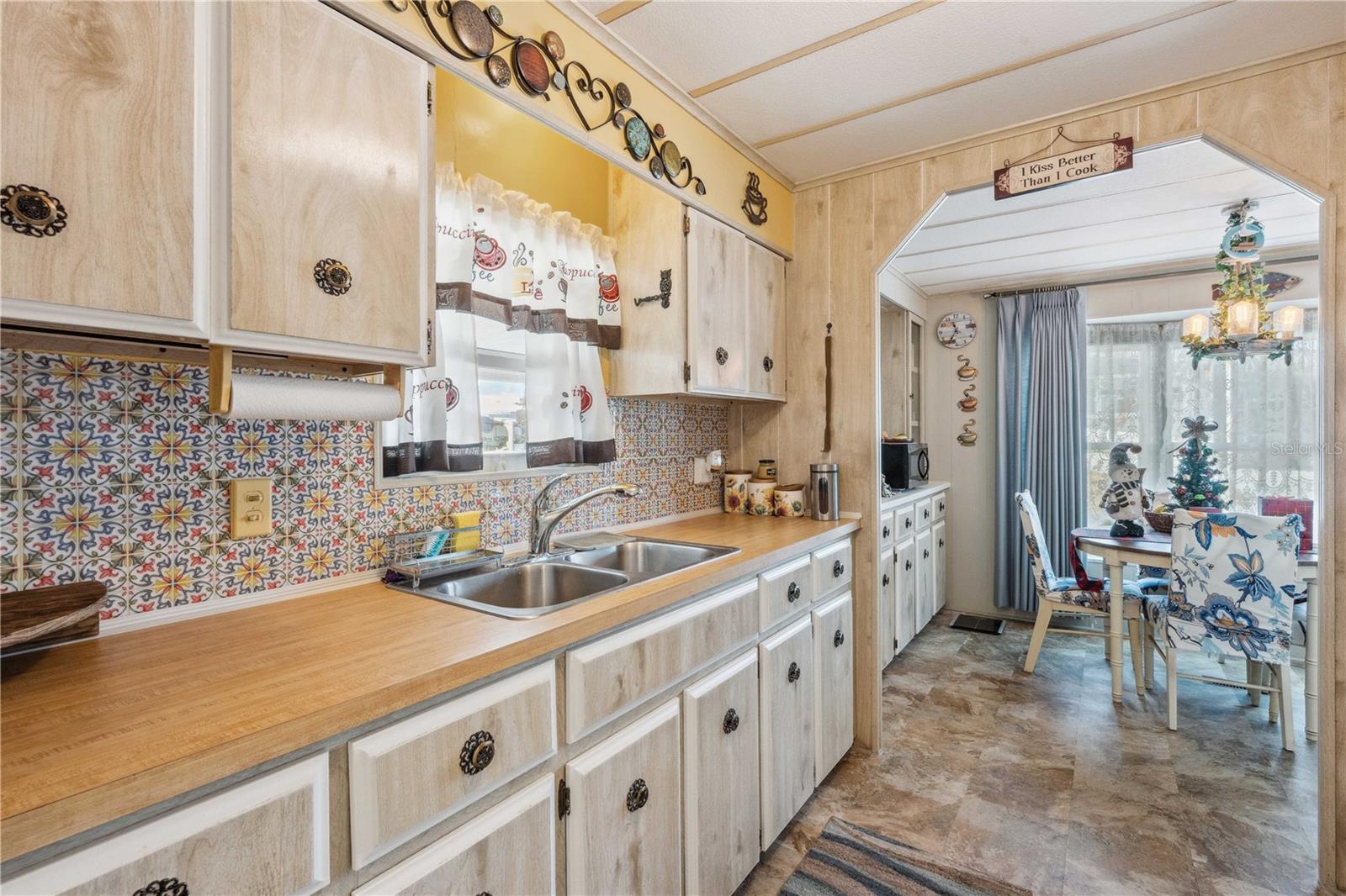 37838 BARCELONA AVE, ZEPHYRHILLS, FL, 33541