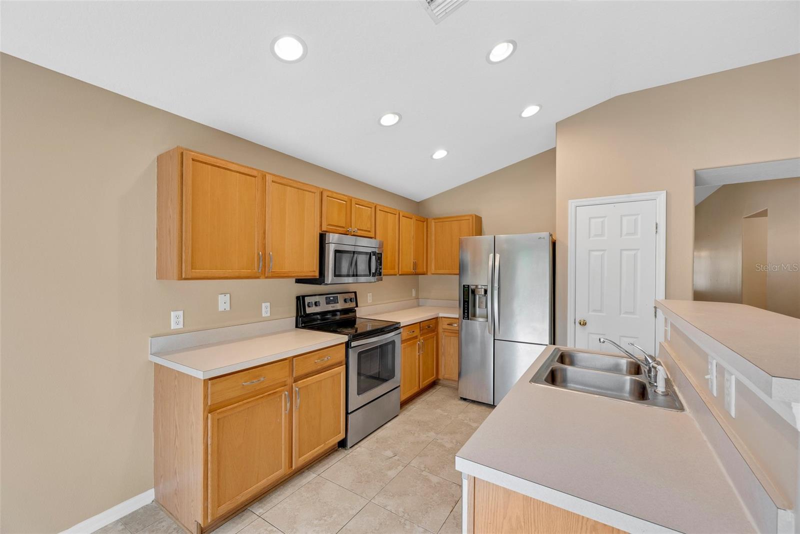 10615 DAWNS LIGHT DR, RIVERVIEW, FL, 33578