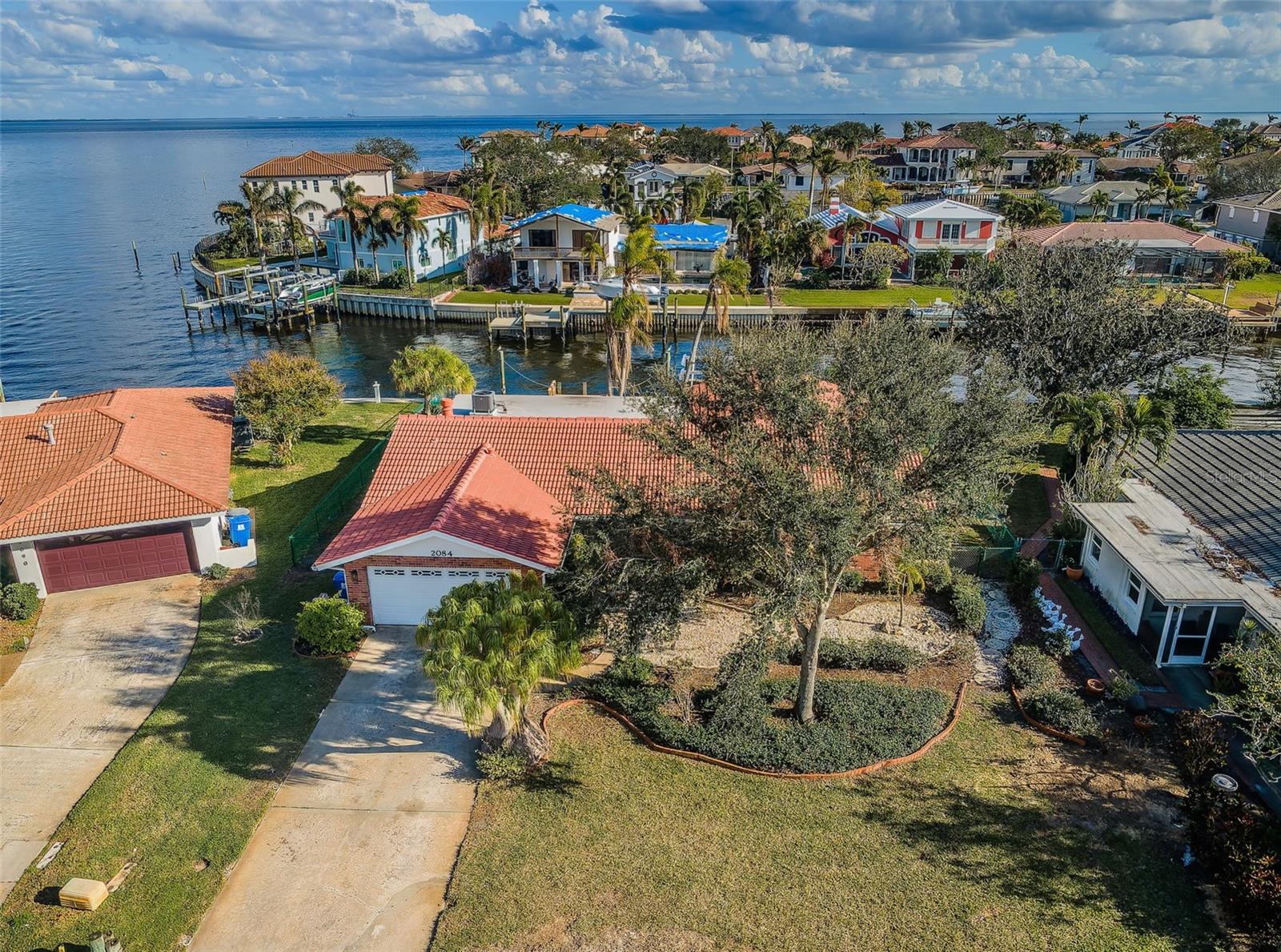 2084 IOWA AVE NE, ST PETERSBURG, FL, 33703