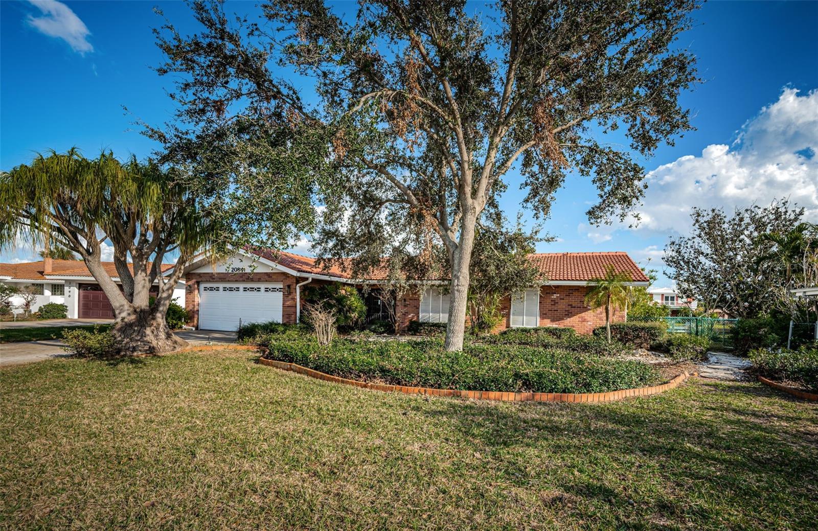 2084 IOWA AVE NE, ST PETERSBURG, FL, 33703