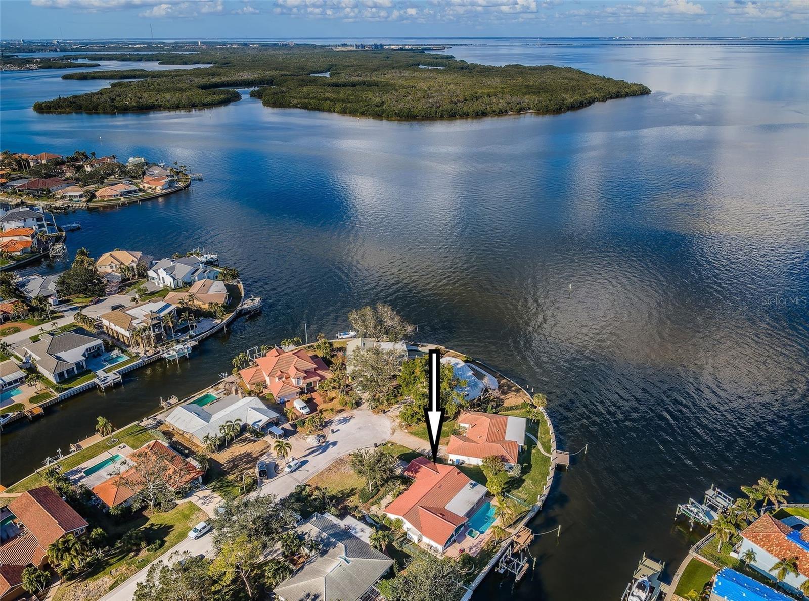 2084 IOWA AVE NE, ST PETERSBURG, FL, 33703