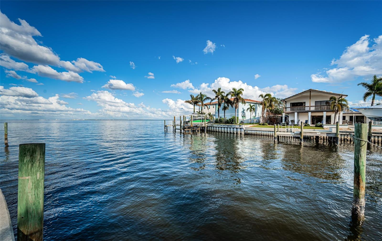 2084 IOWA AVE NE, ST PETERSBURG, FL, 33703