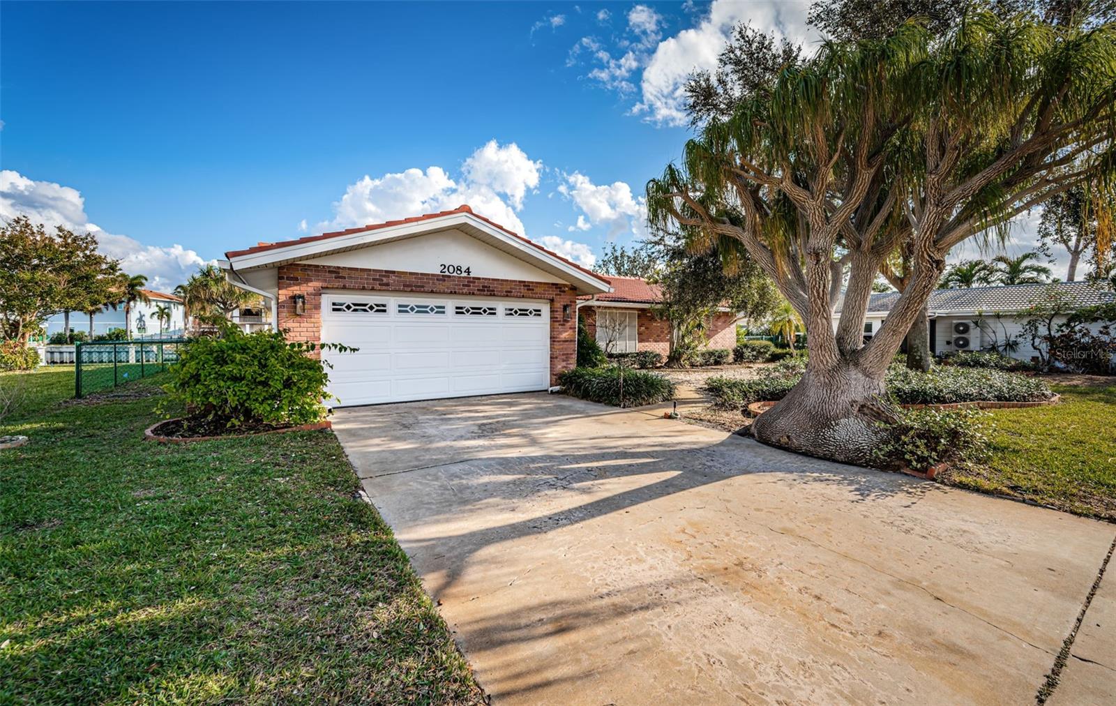 2084 IOWA AVE NE, ST PETERSBURG, FL, 33703
