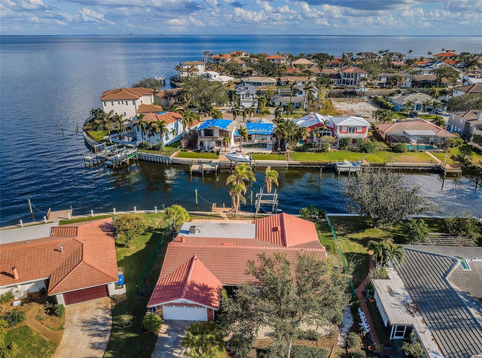 2084 IOWA AVE NE, ST PETERSBURG, FL, 33703
