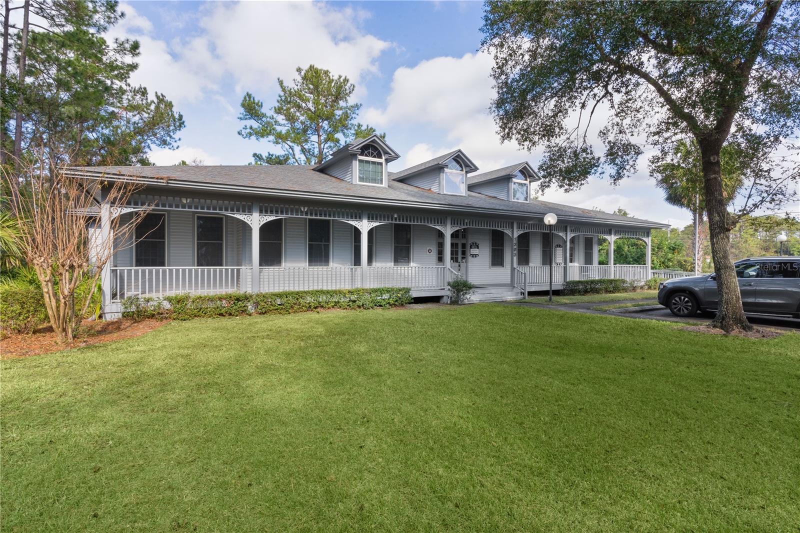 1303 LIMIT AVE, MOUNT DORA, FL, 32757