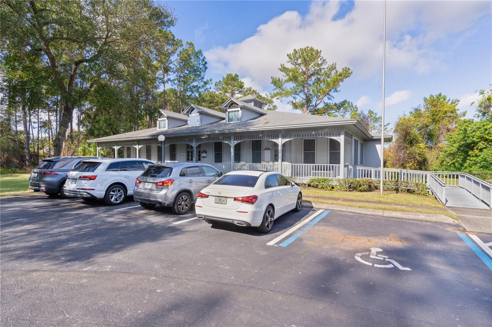 1303 LIMIT AVE, MOUNT DORA, FL, 32757