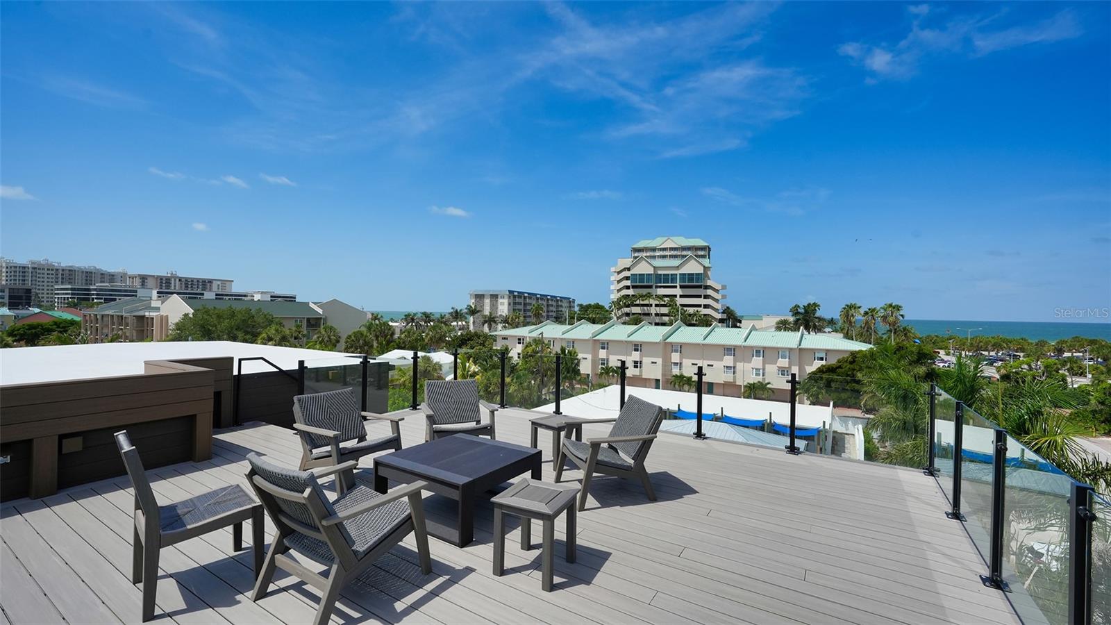200 GARFIELD DR, SARASOTA, FL, 34236