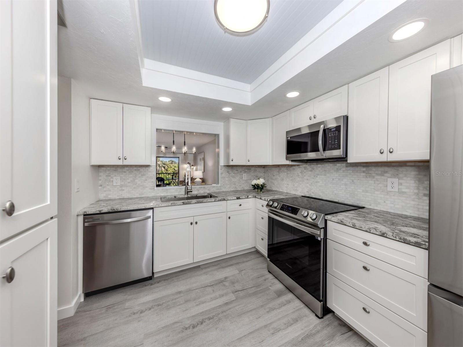 1100 CAPRI ISLES BLVD #221, VENICE, FL, 34292