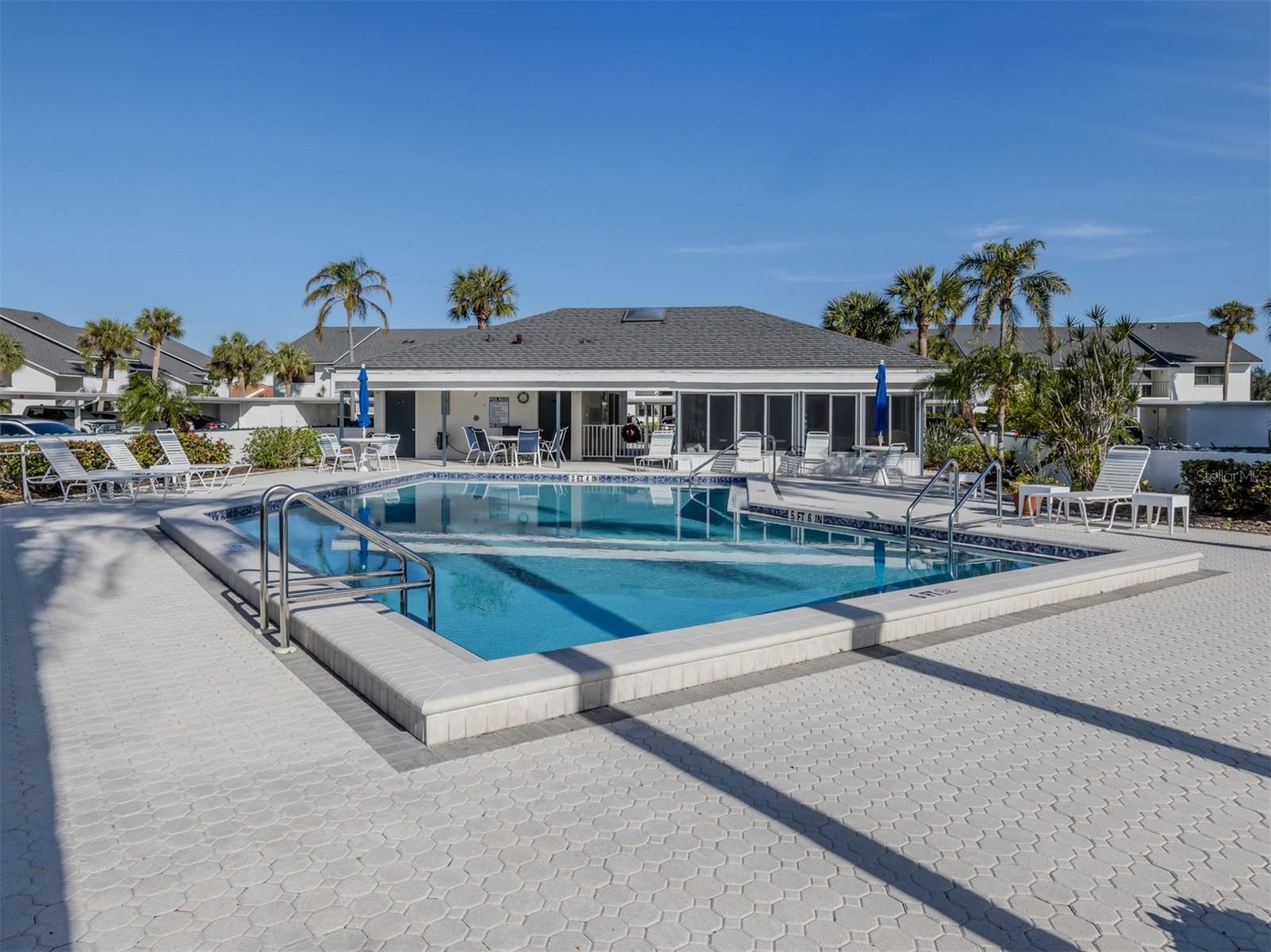 1100 CAPRI ISLES BLVD #221, VENICE, FL, 34292