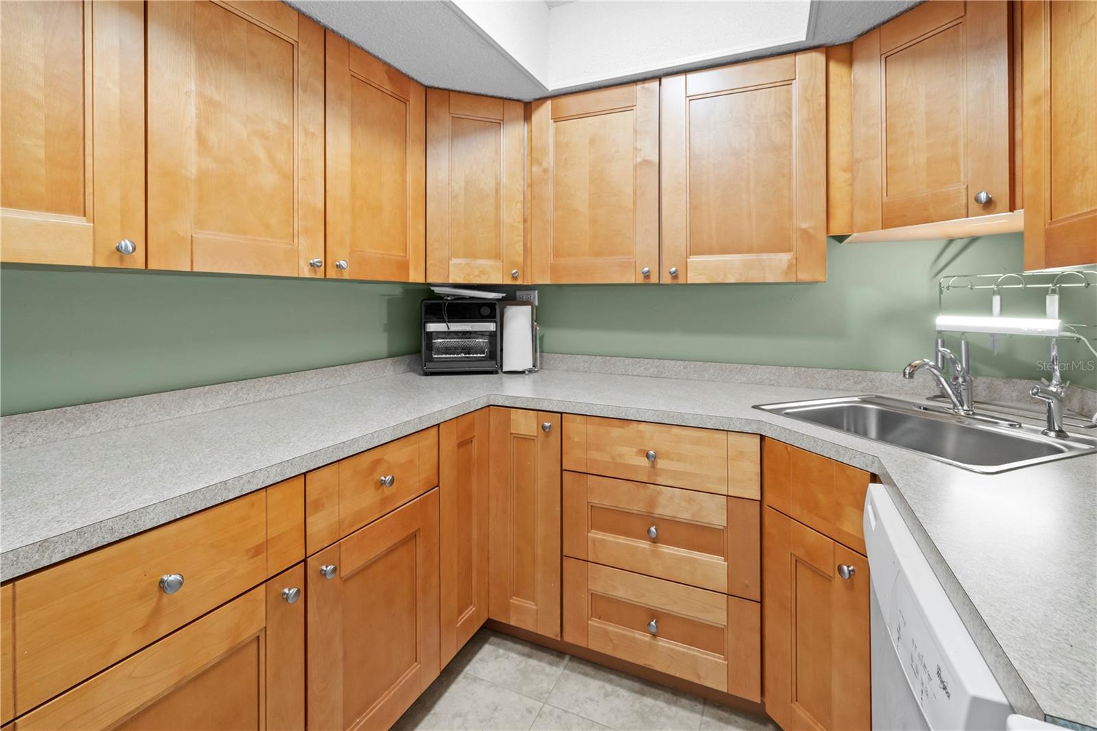 21287 GERTRUDE AVE #111, PORT CHARLOTTE, FL, 33952