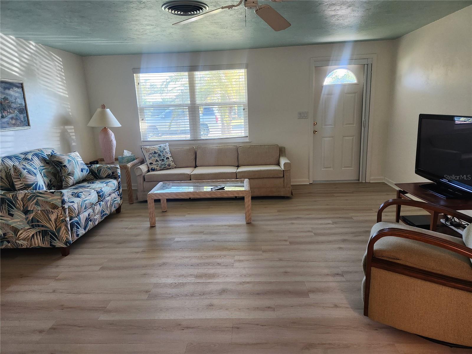 7352 CASS CIR, SARASOTA, FL, 34231