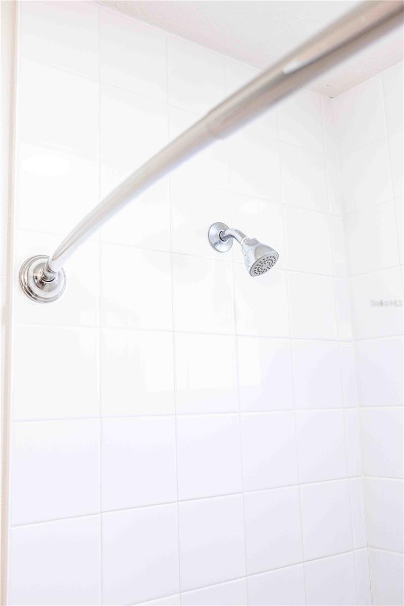 1378 COTTAGE CIR, TAVARES, FL, 32778