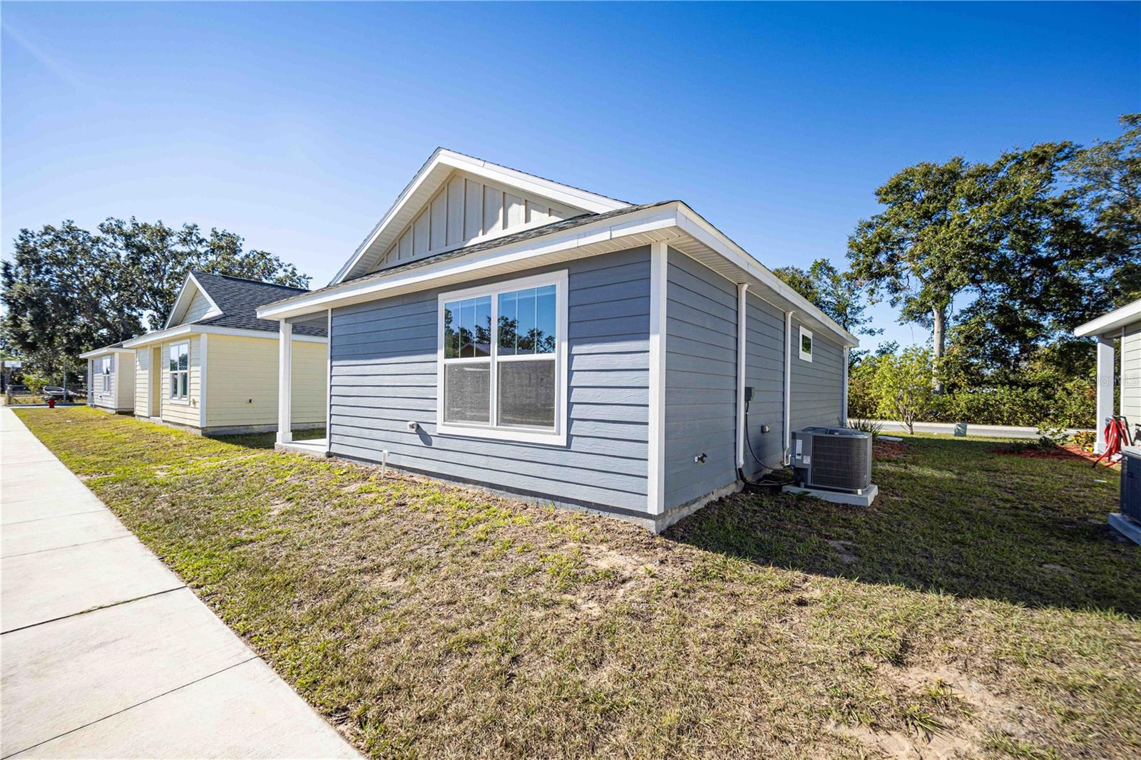 1378 COTTAGE CIR, TAVARES, FL, 32778