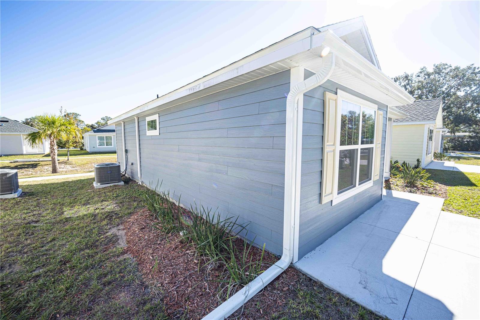 1378 COTTAGE CIR, TAVARES, FL, 32778