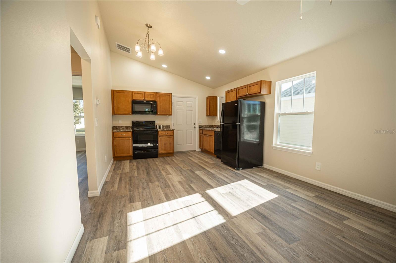 1378 COTTAGE CIR, TAVARES, FL, 32778