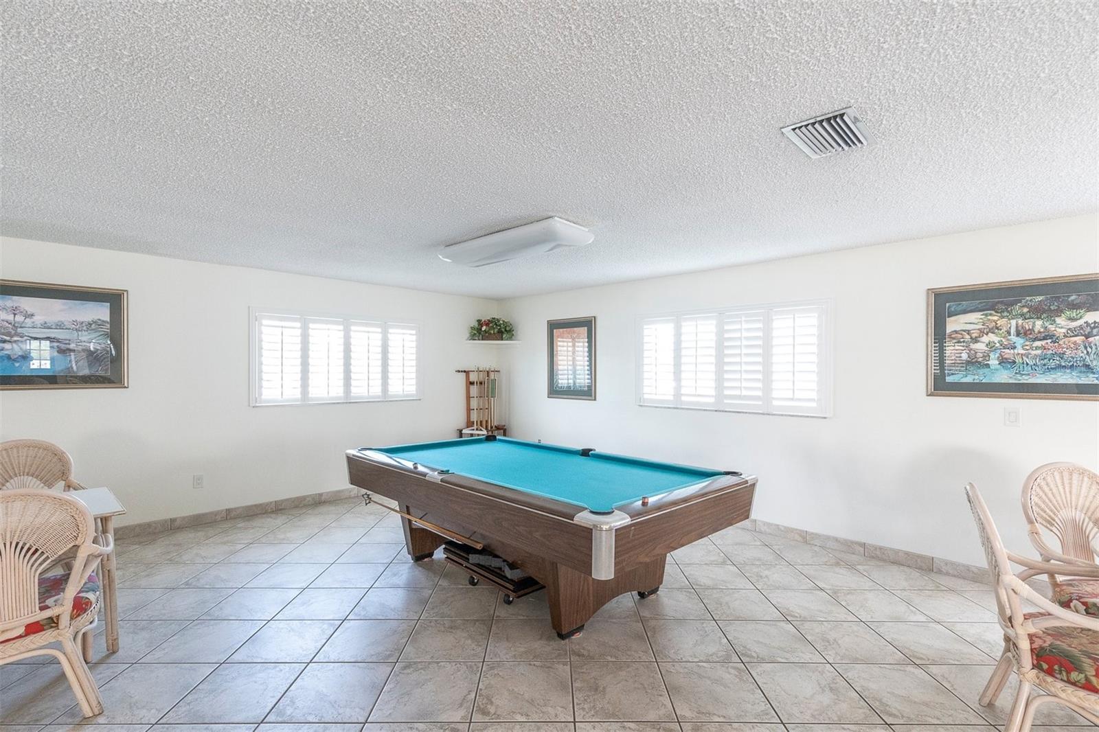 155 BLUFF VIEW DR #103, BELLEAIR BLUFFS, FL, 33770