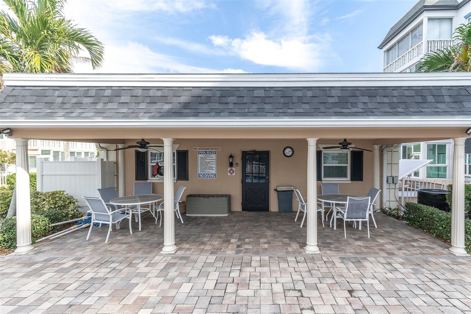 155 BLUFF VIEW DR #103, BELLEAIR BLUFFS, FL, 33770