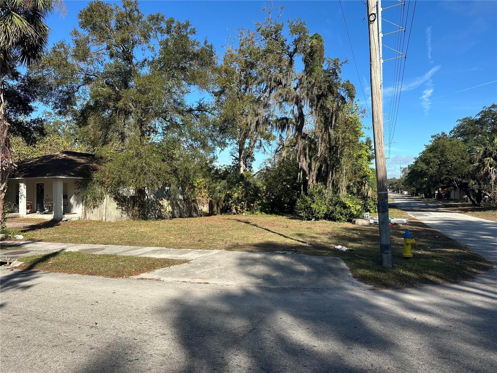 3638 E COMANCHE AVE, TAMPA, FL, 33610