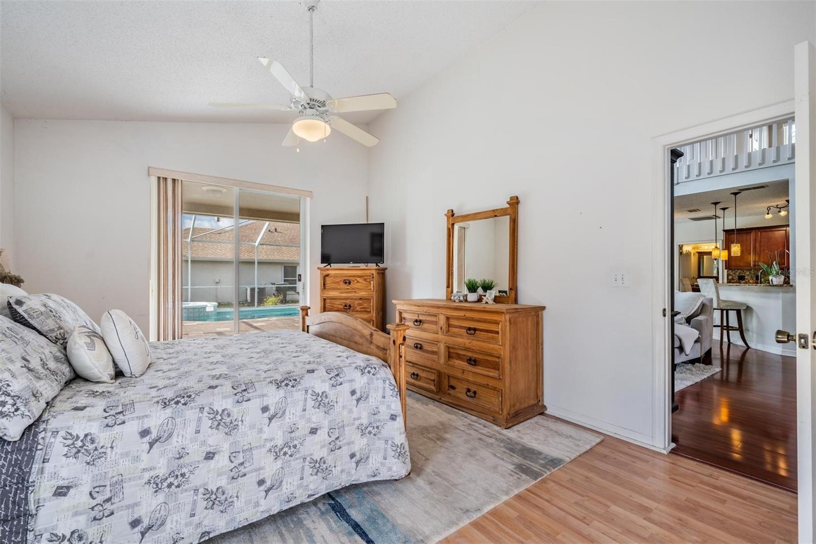 10037 OASIS PALM DR, TAMPA, FL, 33615