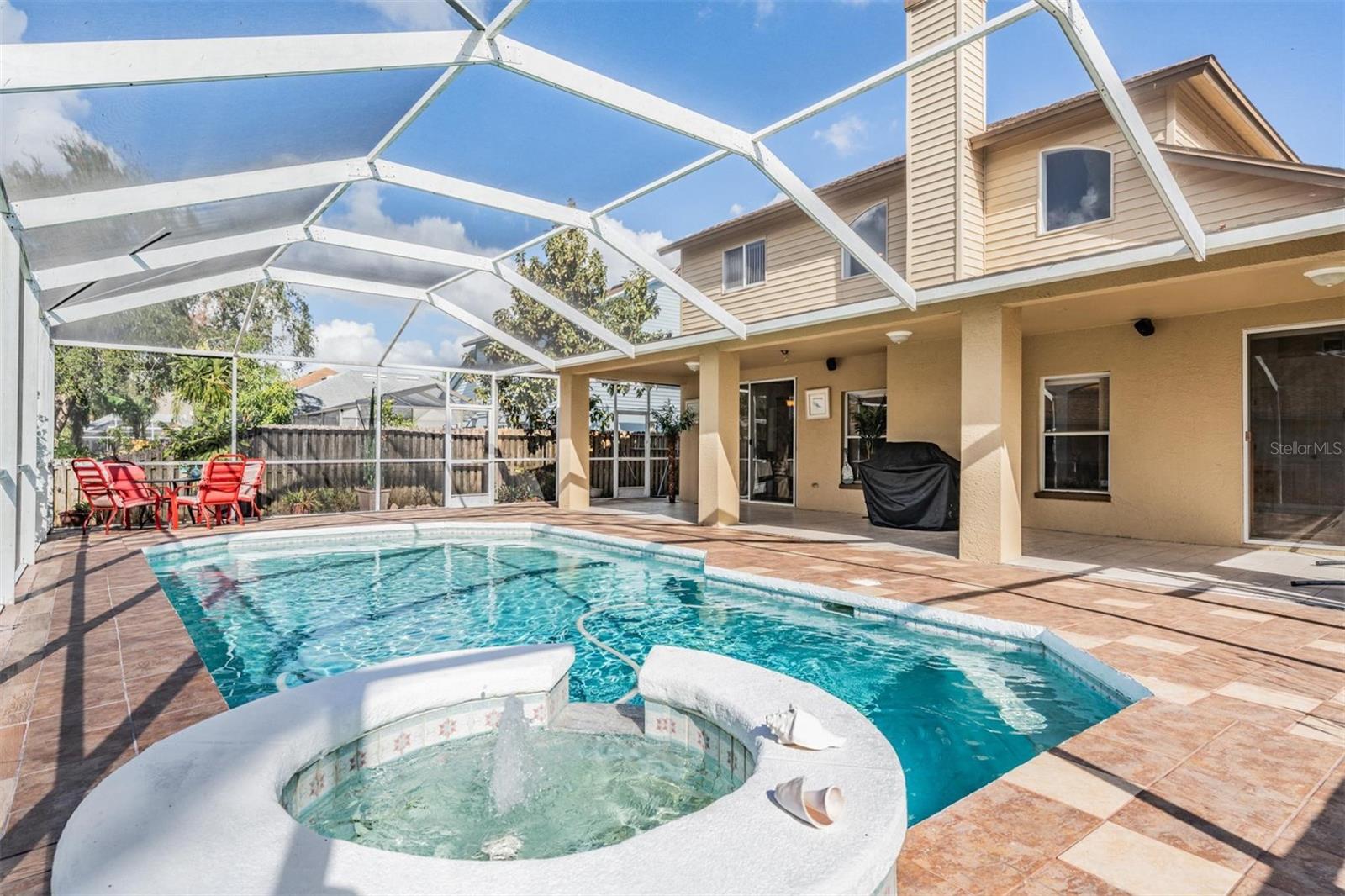 10037 OASIS PALM DR, TAMPA, FL, 33615