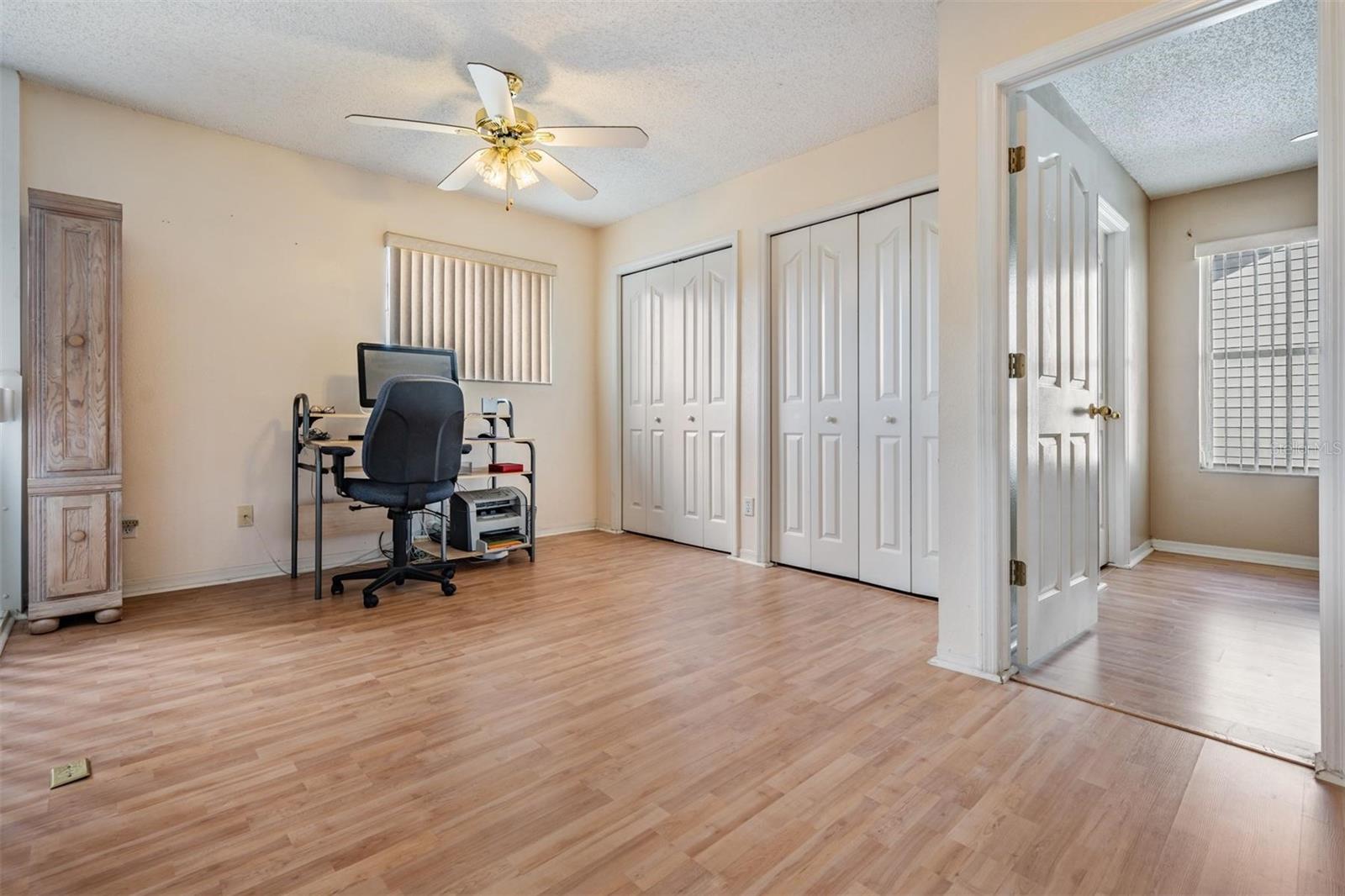 10037 OASIS PALM DR, TAMPA, FL, 33615