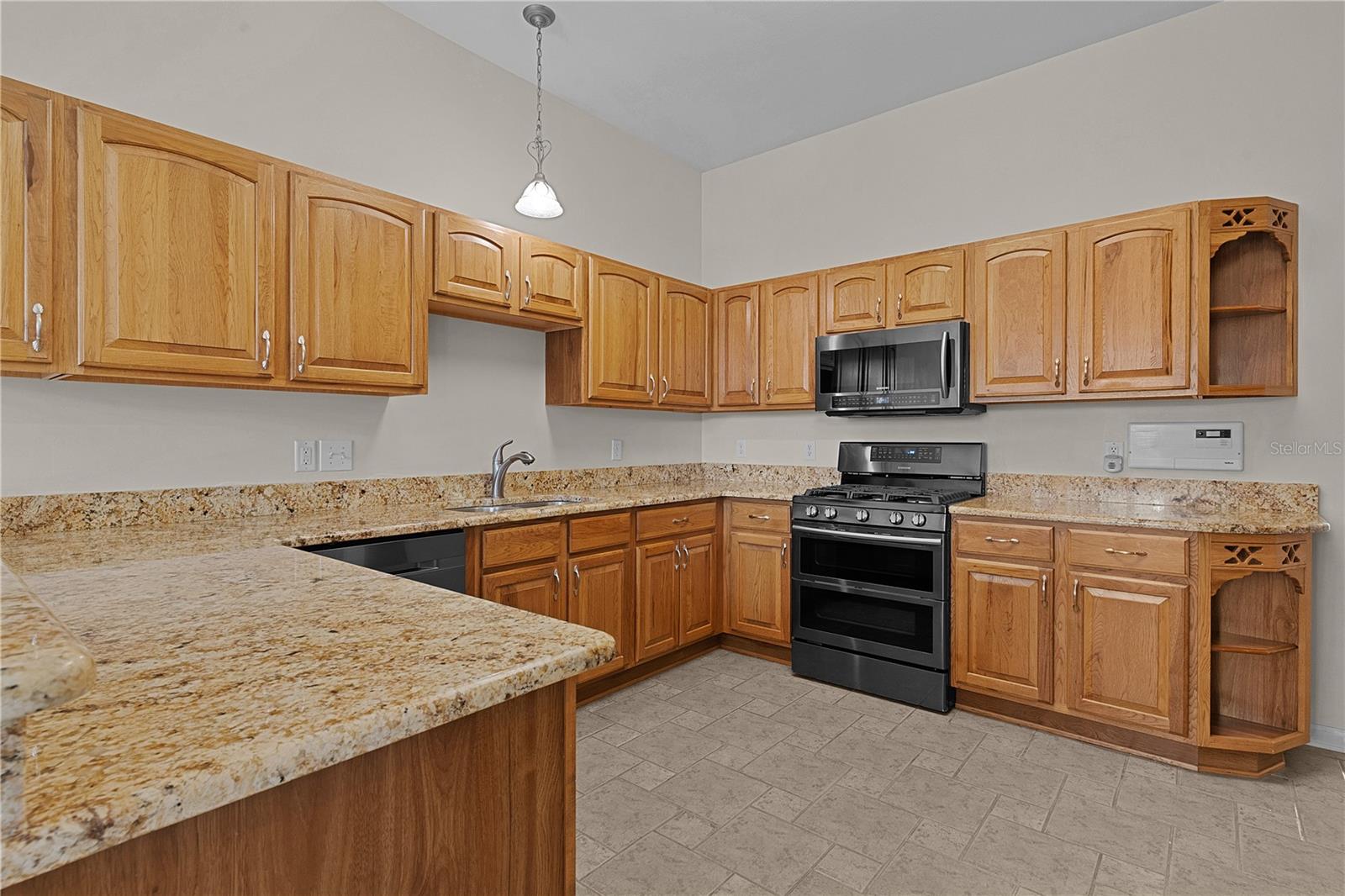 1245 AVENIDA DE LAS CASAS, THE VILLAGES, FL, 32159