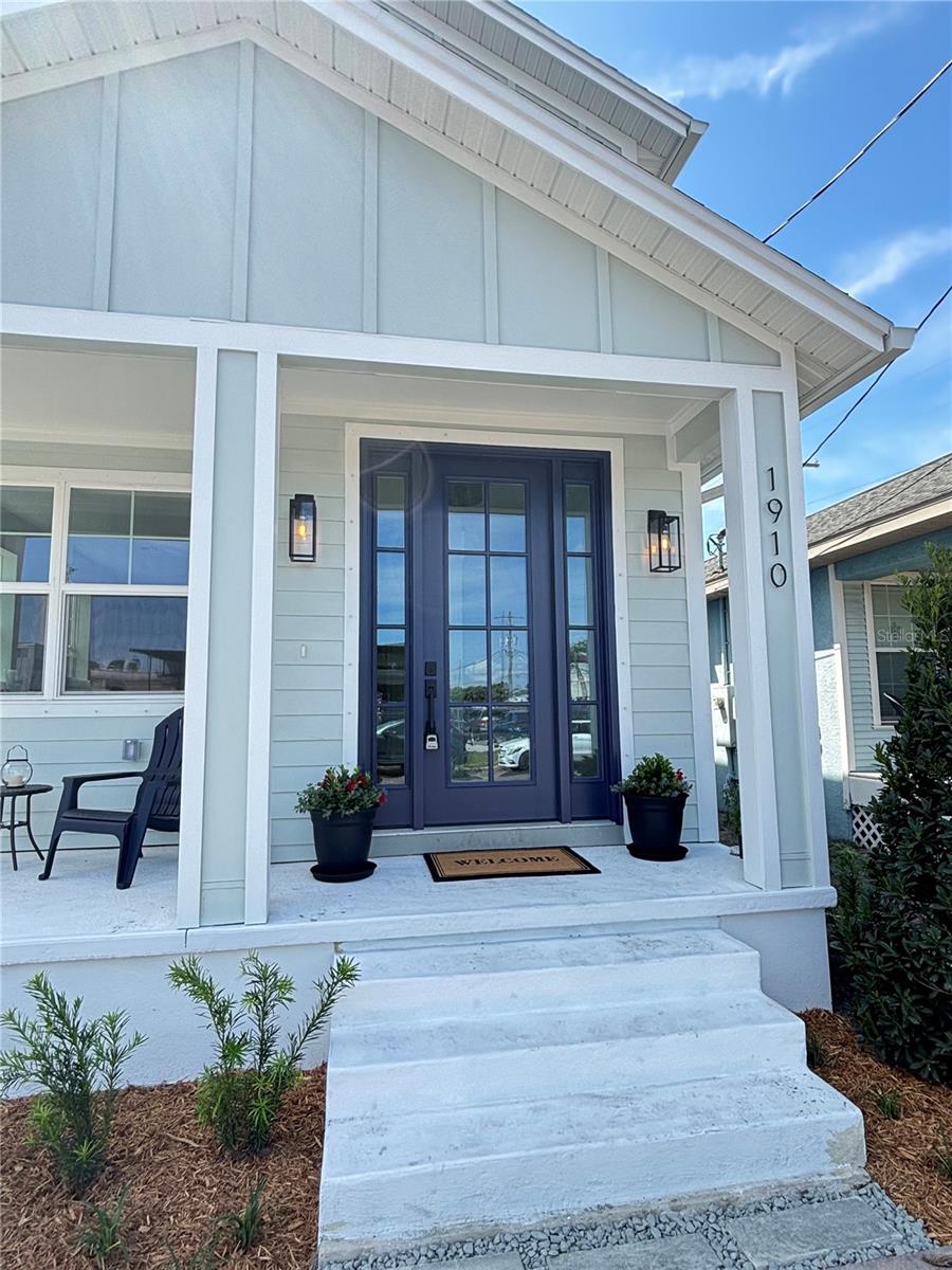 1910 N TAMPANIA AVE, TAMPA, FL, 33607