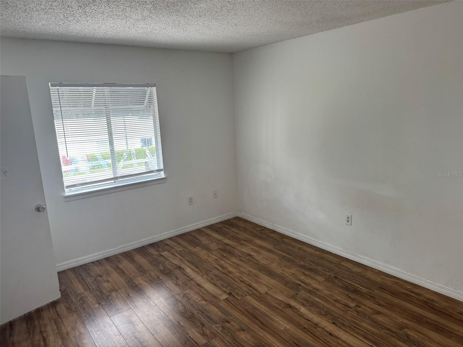 4405 S SEMORAN BLVD #5, ORLANDO, FL, 32822