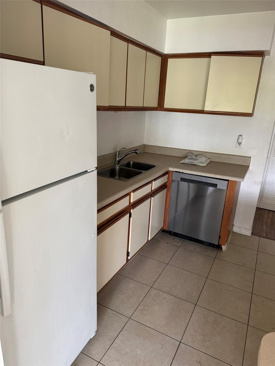 4405 S SEMORAN BLVD #5, ORLANDO, FL, 32822