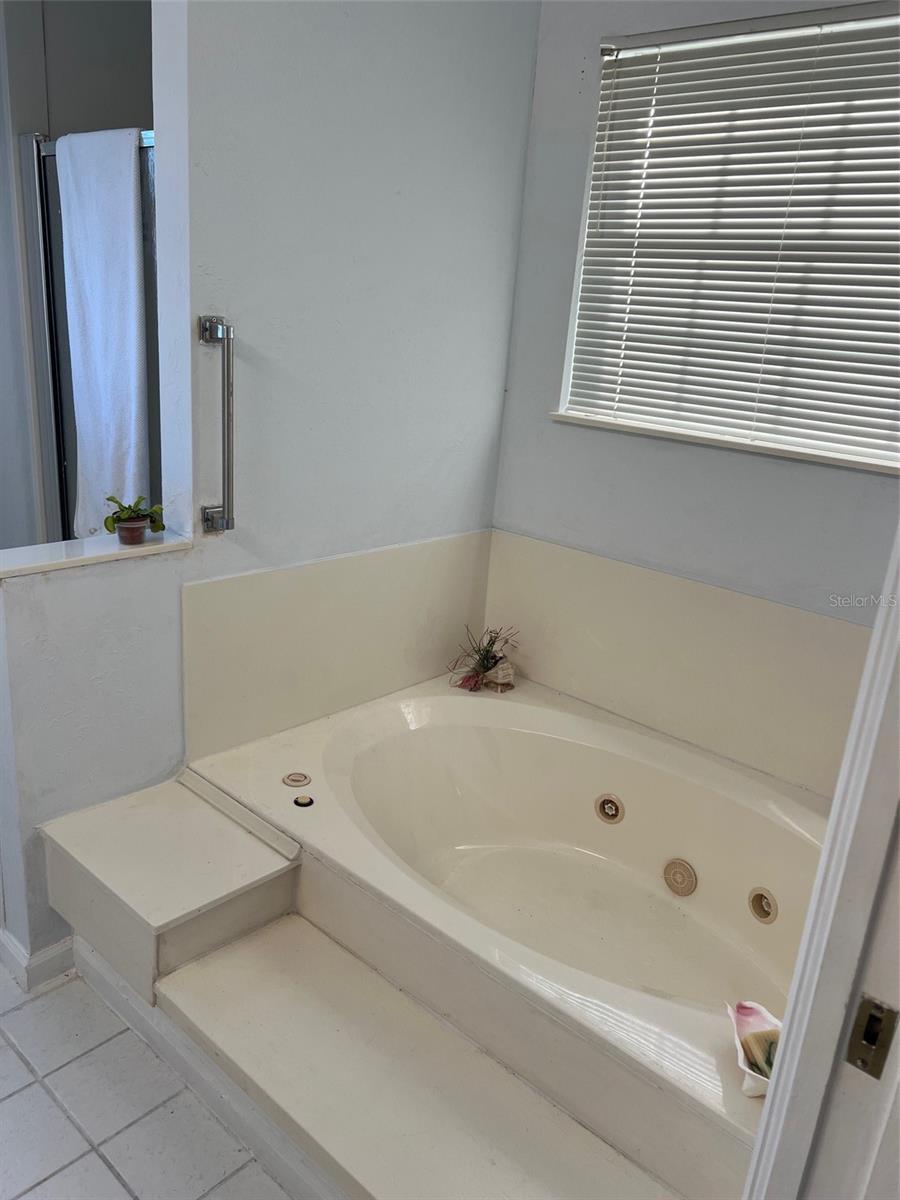 207 FAIRGREEN AVE, NEW SMYRNA BEACH, FL, 32168