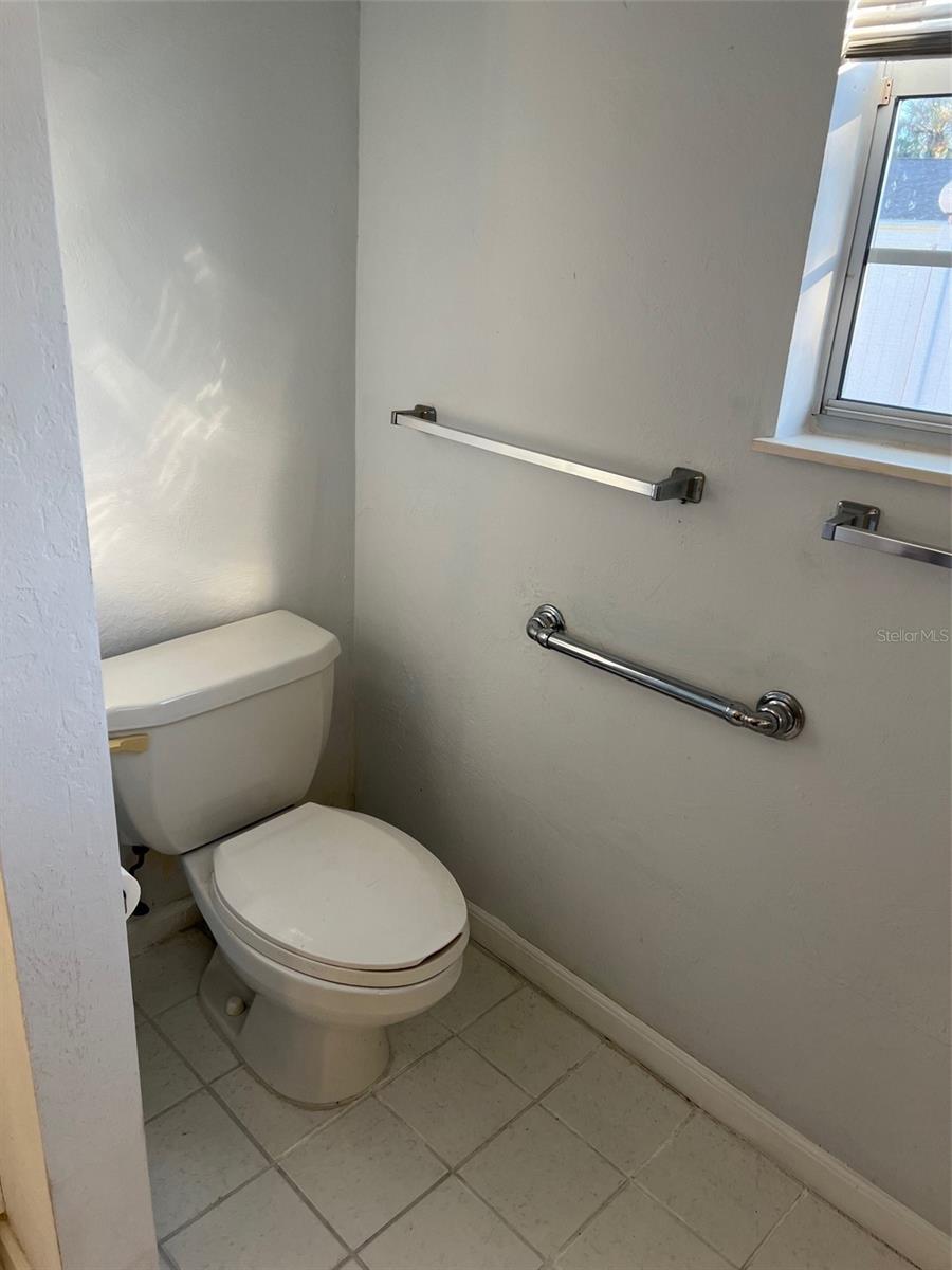 207 FAIRGREEN AVE, NEW SMYRNA BEACH, FL, 32168