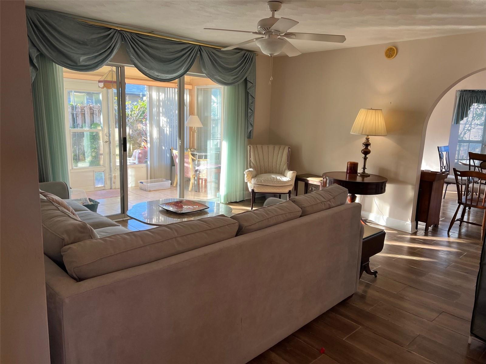 207 FAIRGREEN AVE, NEW SMYRNA BEACH, FL, 32168