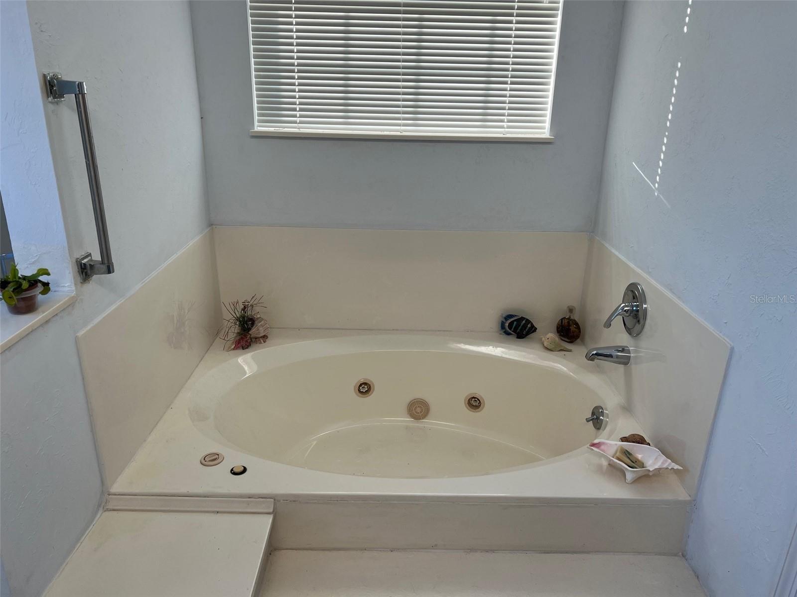 207 FAIRGREEN AVE, NEW SMYRNA BEACH, FL, 32168
