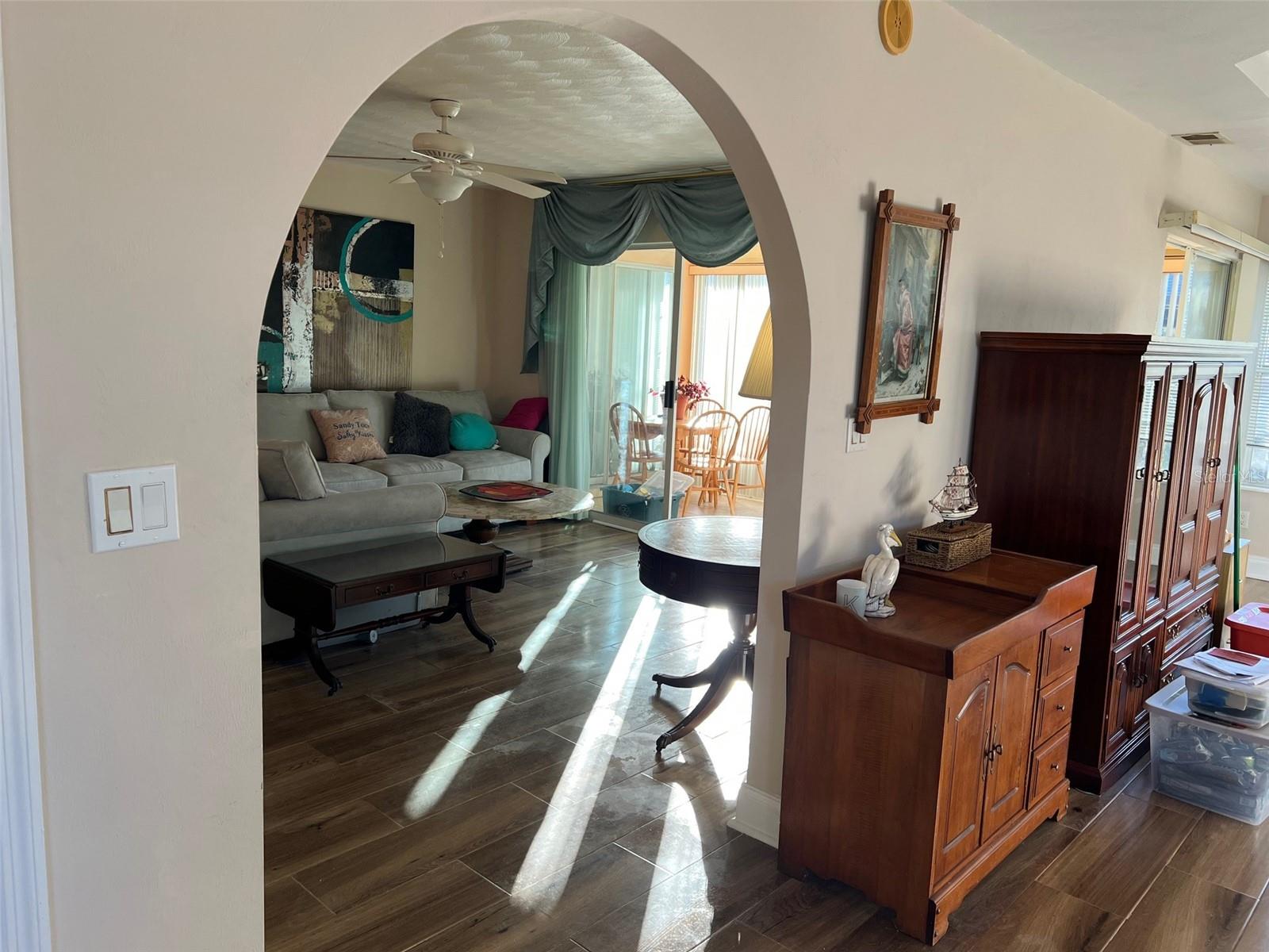 207 FAIRGREEN AVE, NEW SMYRNA BEACH, FL, 32168