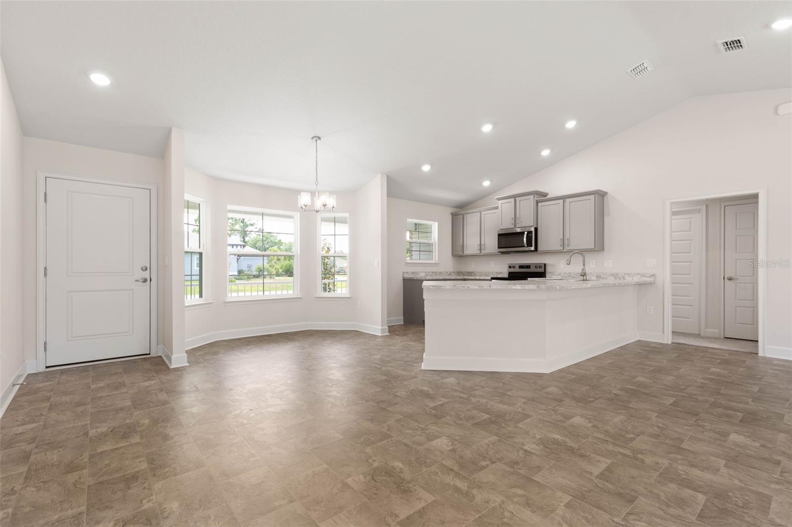 124 ULYSSES TRAIL, PALM COAST, FL, 32137