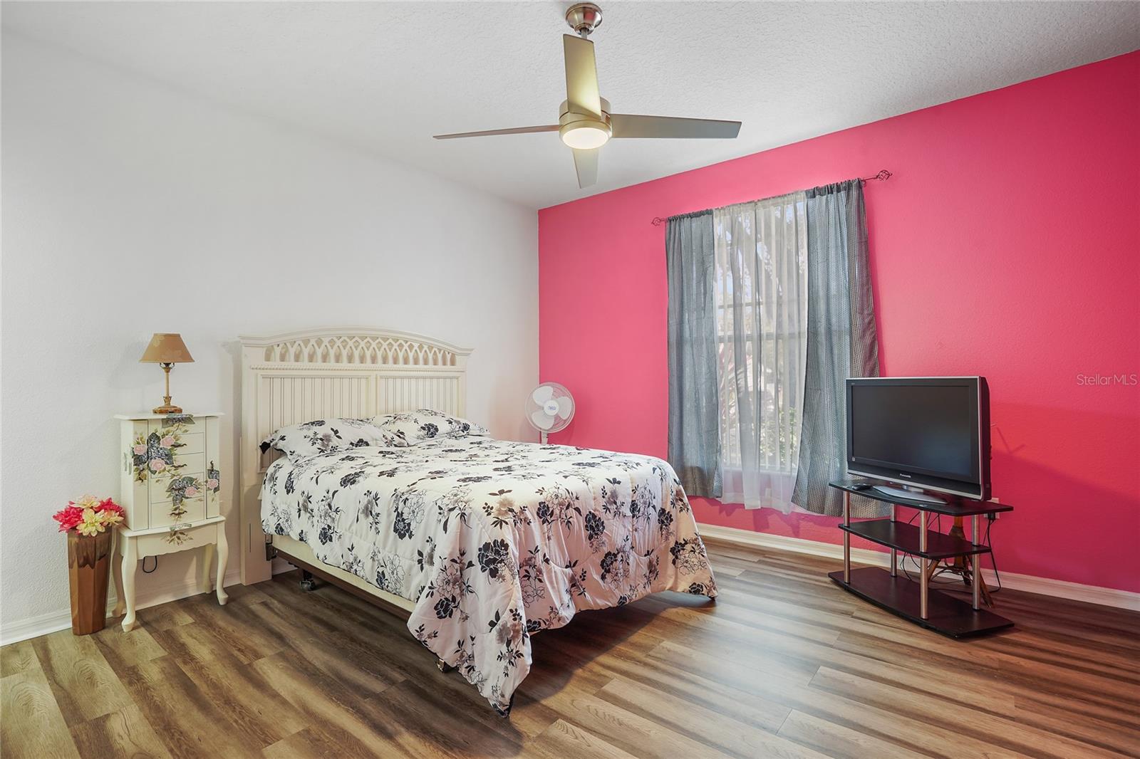6212 ABBOTT STATION DR, ZEPHYRHILLS, FL, 33543