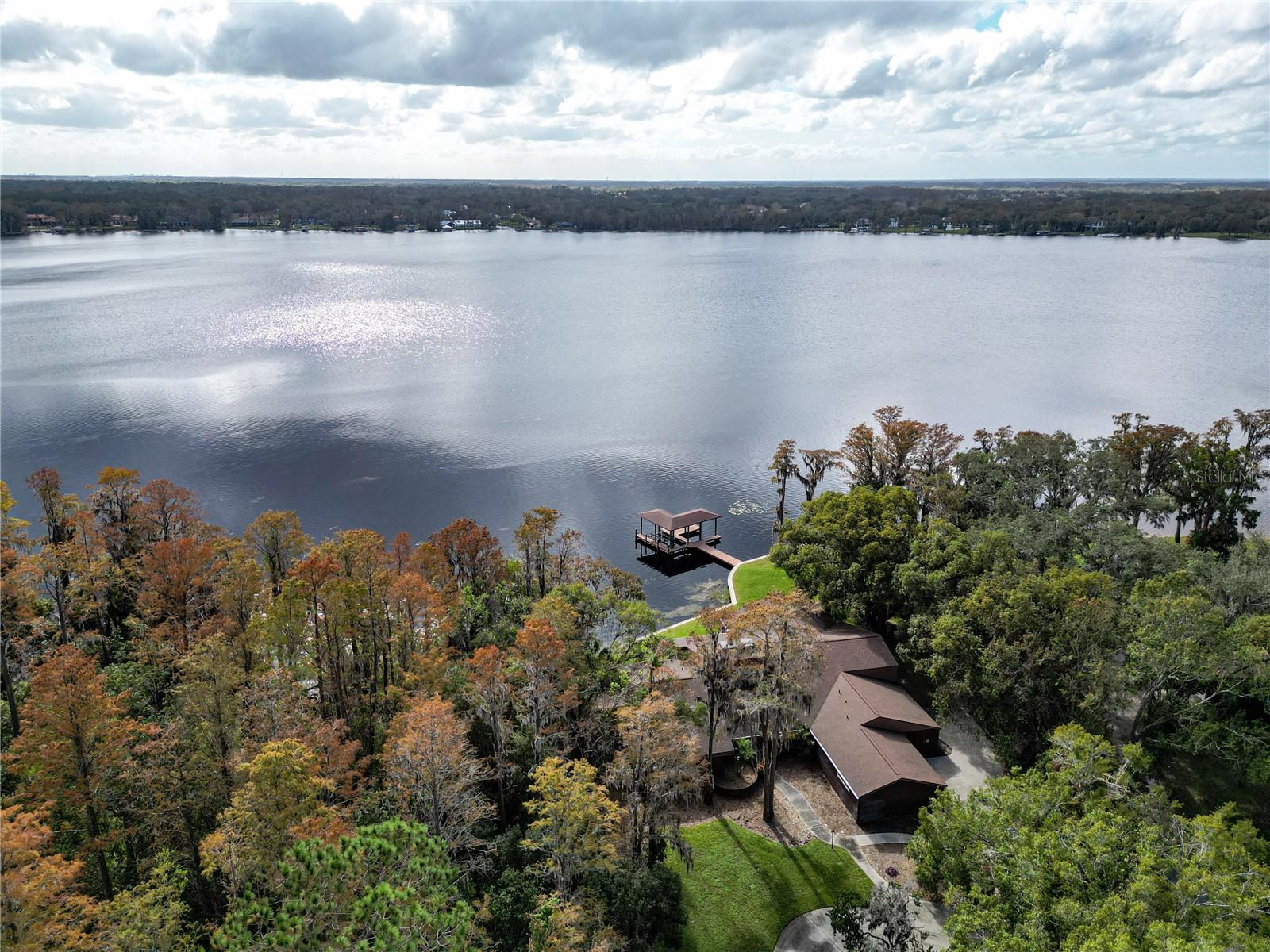 TB8331369 Property Photo