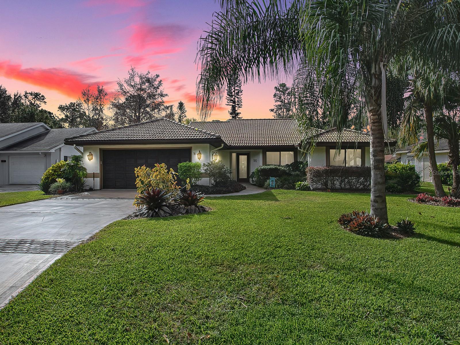 102 CEDAR WAY, YALAHA, FL, 34797