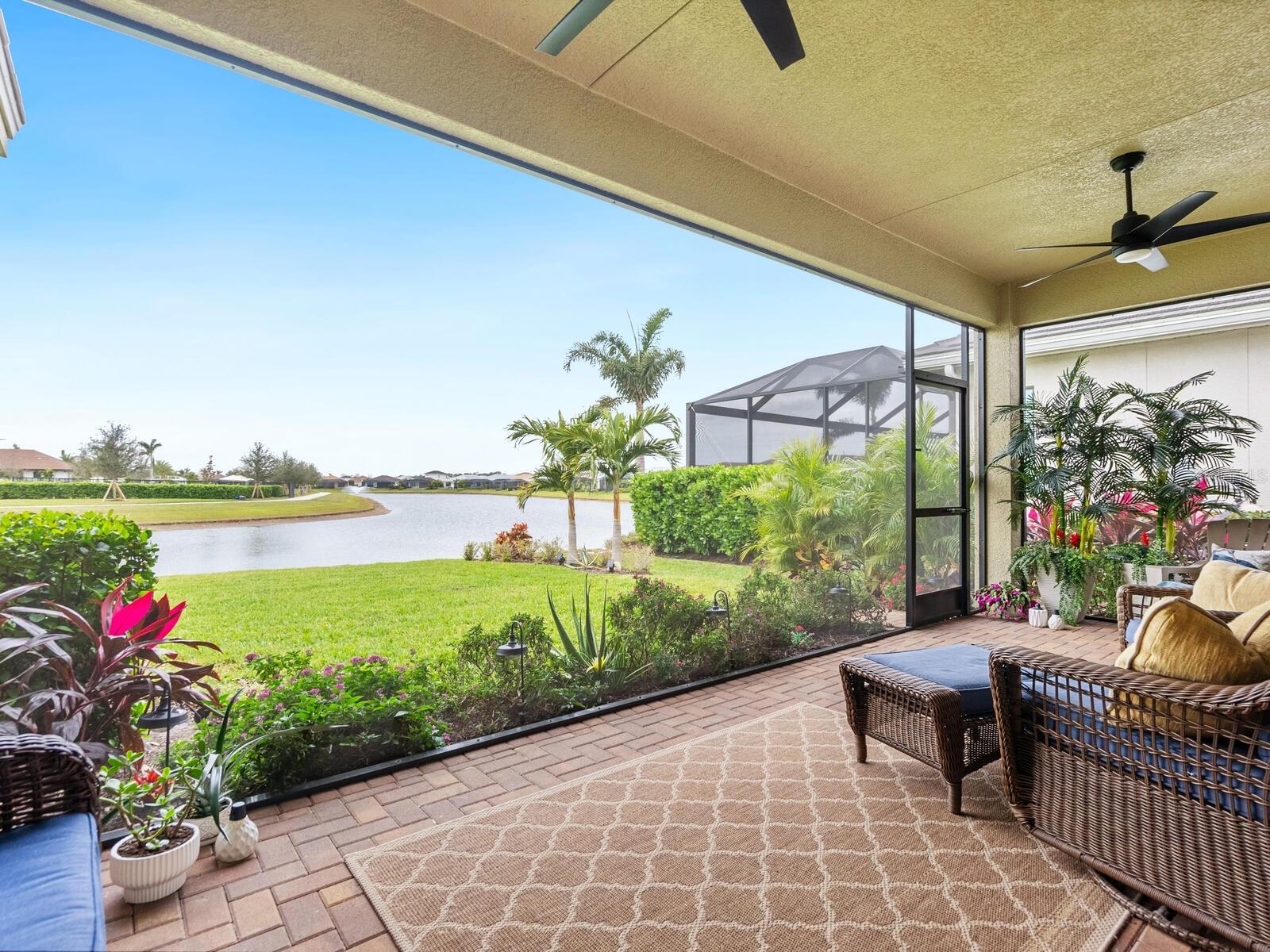 4925 SURFSIDE CIR, BRADENTON, FL, 34211