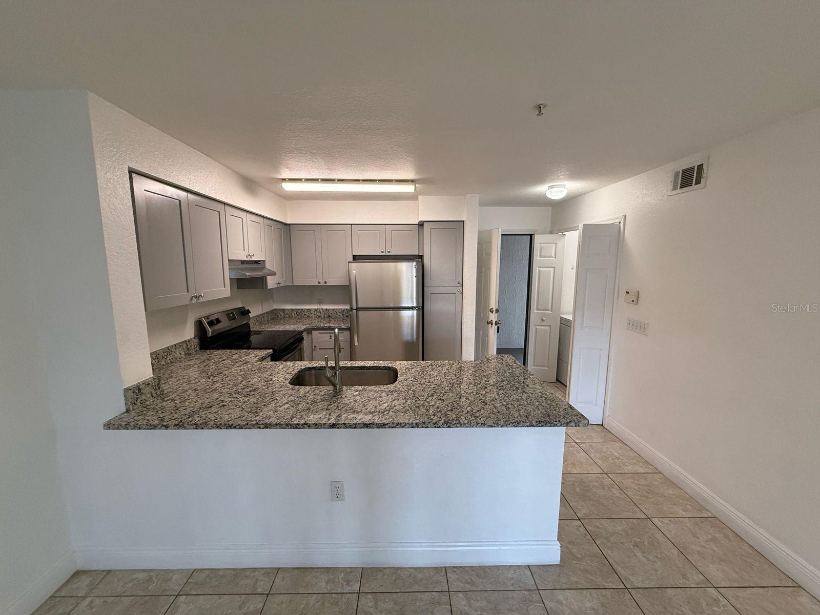 14001 FAIRWAY ISLAND DR #526, ORLANDO, FL, 32837