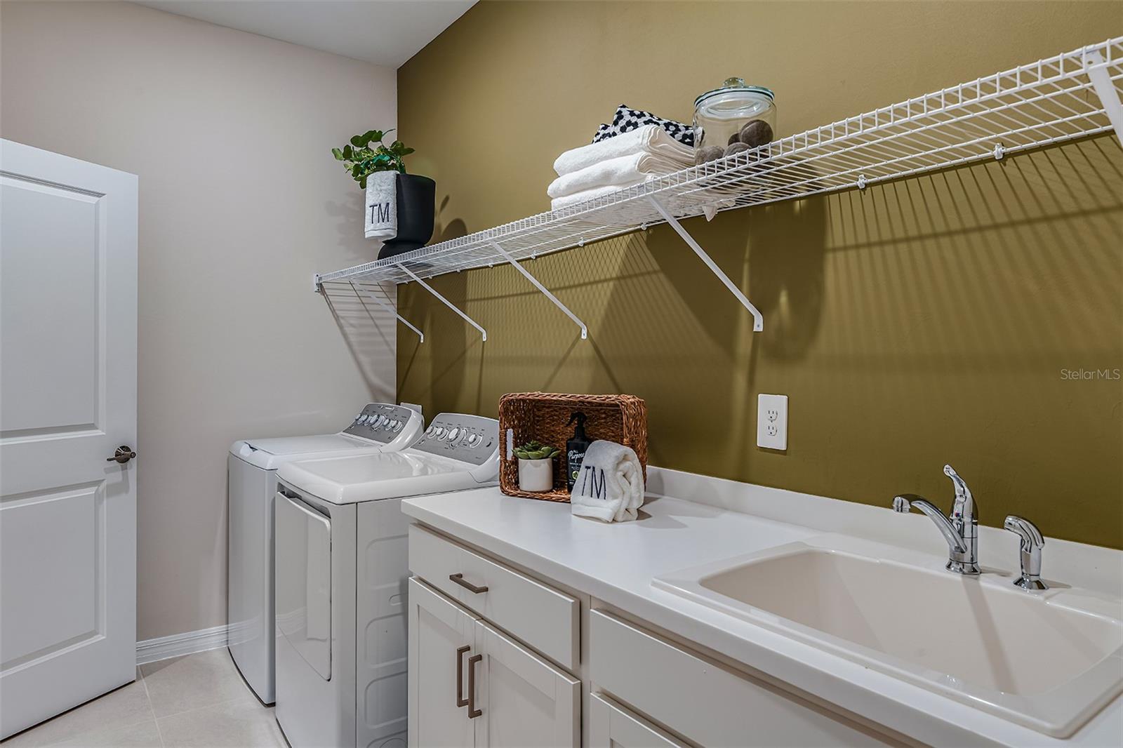 1588 LAUREL BROOK LN, PORT CHARLOTTE, FL, 33953