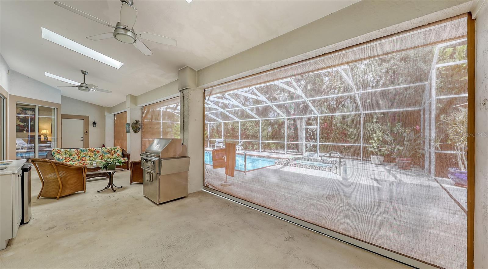 2910 LONGLEAT WOODS, SARASOTA, FL, 34235