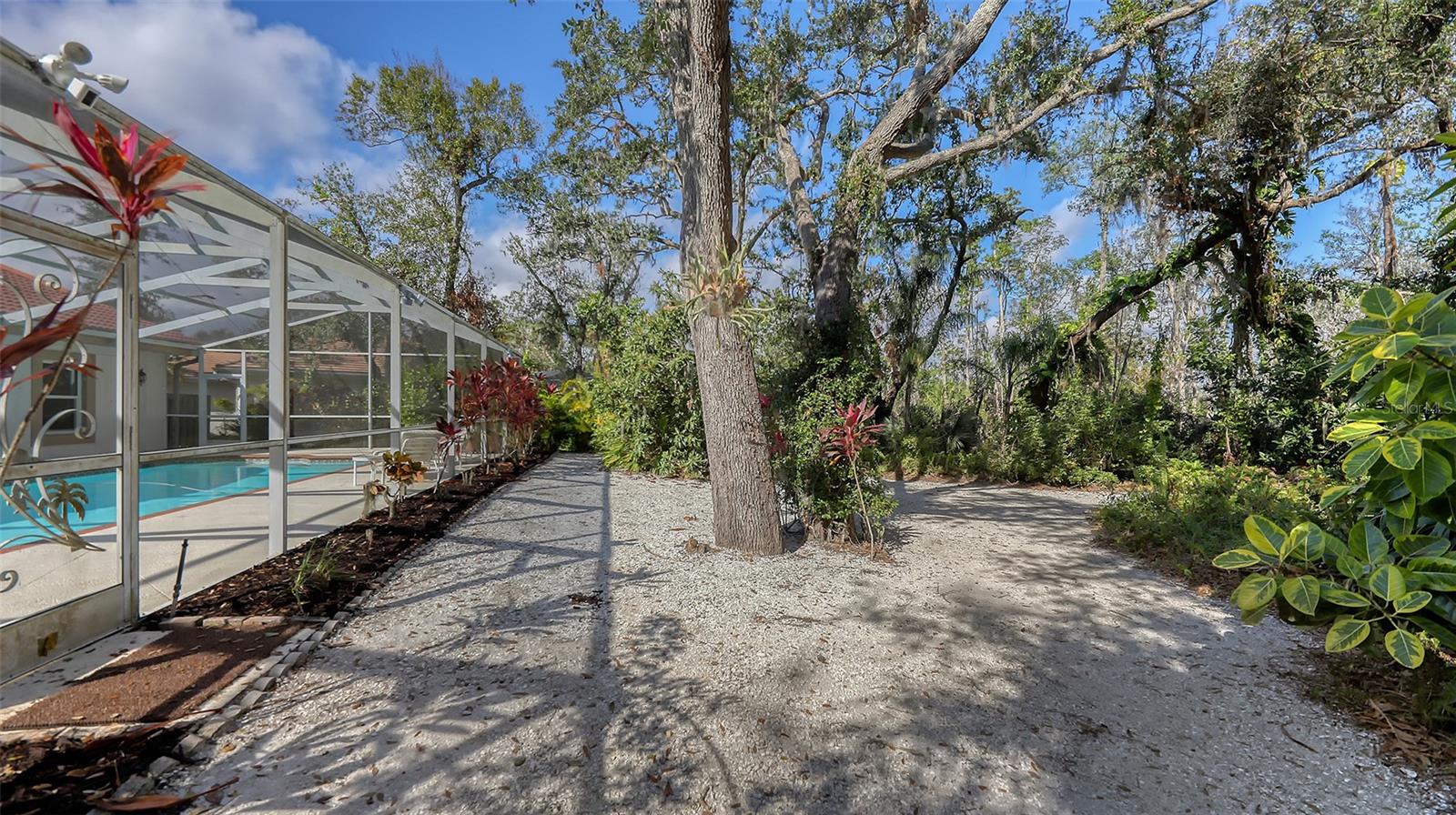 2910 LONGLEAT WOODS, SARASOTA, FL, 34235