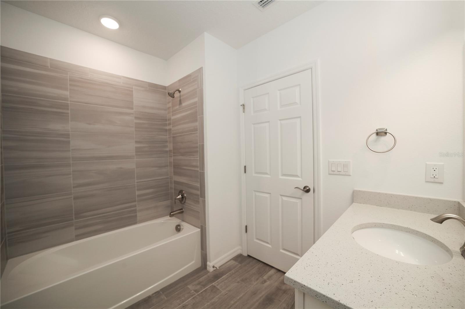 1424 SUNSET PRESERVE WAY, PORT CHARLOTTE, FL, 33953