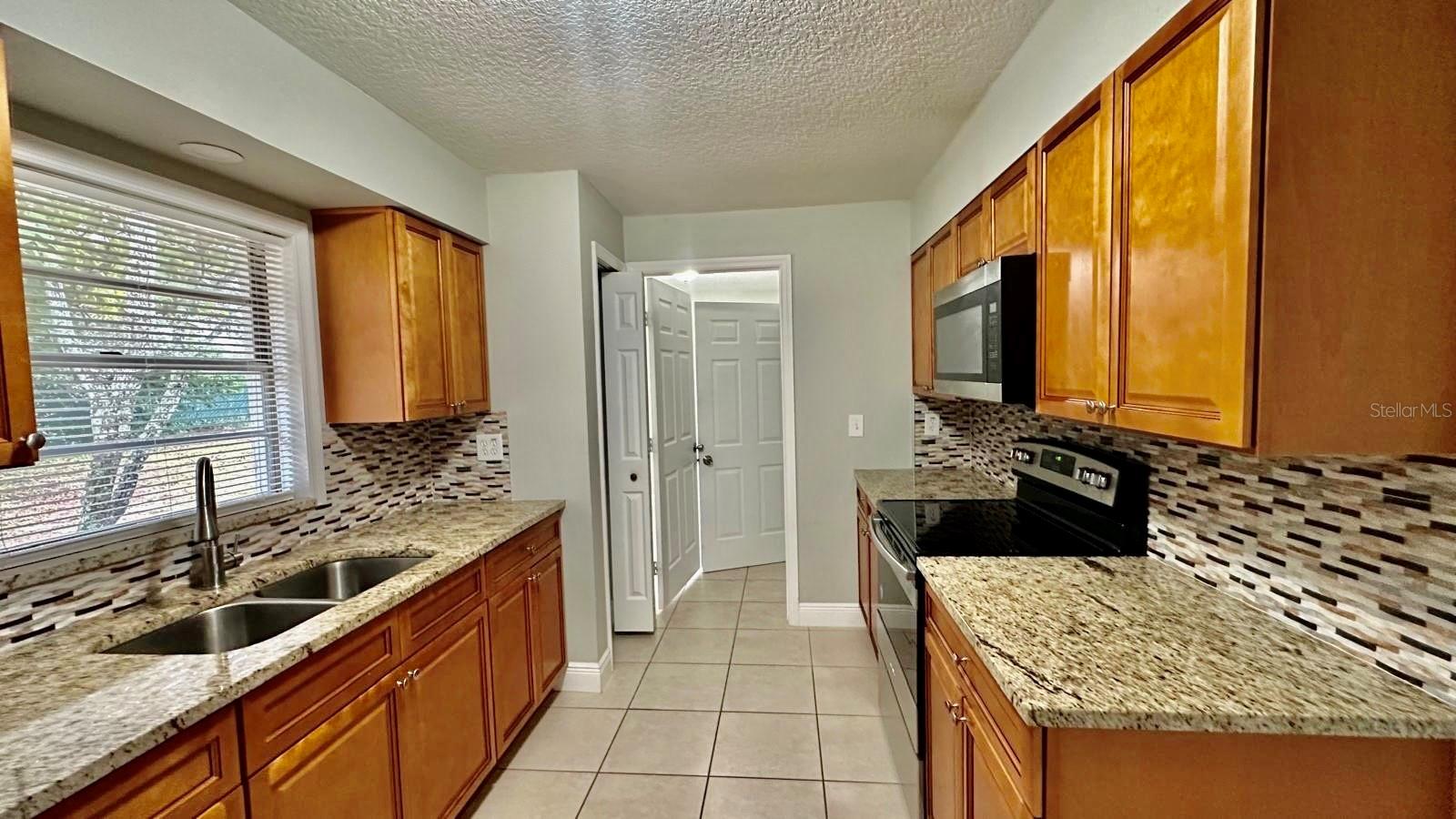 160 JULIE LN, AUBURNDALE, FL, 33823