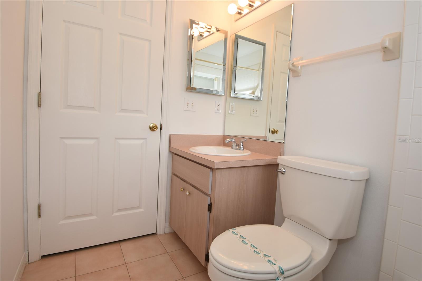 13 BUD SHIRE LN, PALM COAST, FL, 32137