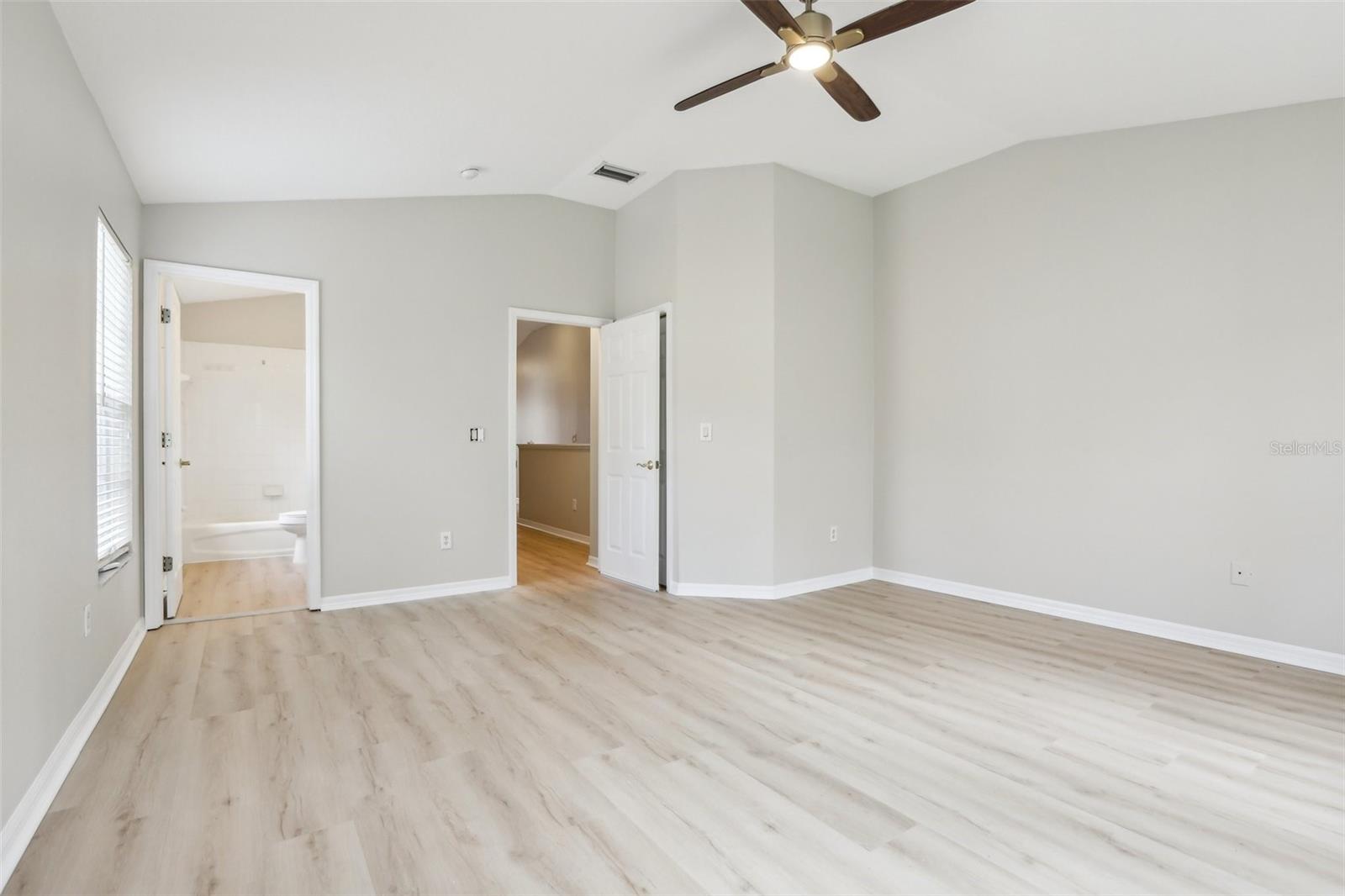 18860 DUQUESNE DR, TAMPA, FL, 33647
