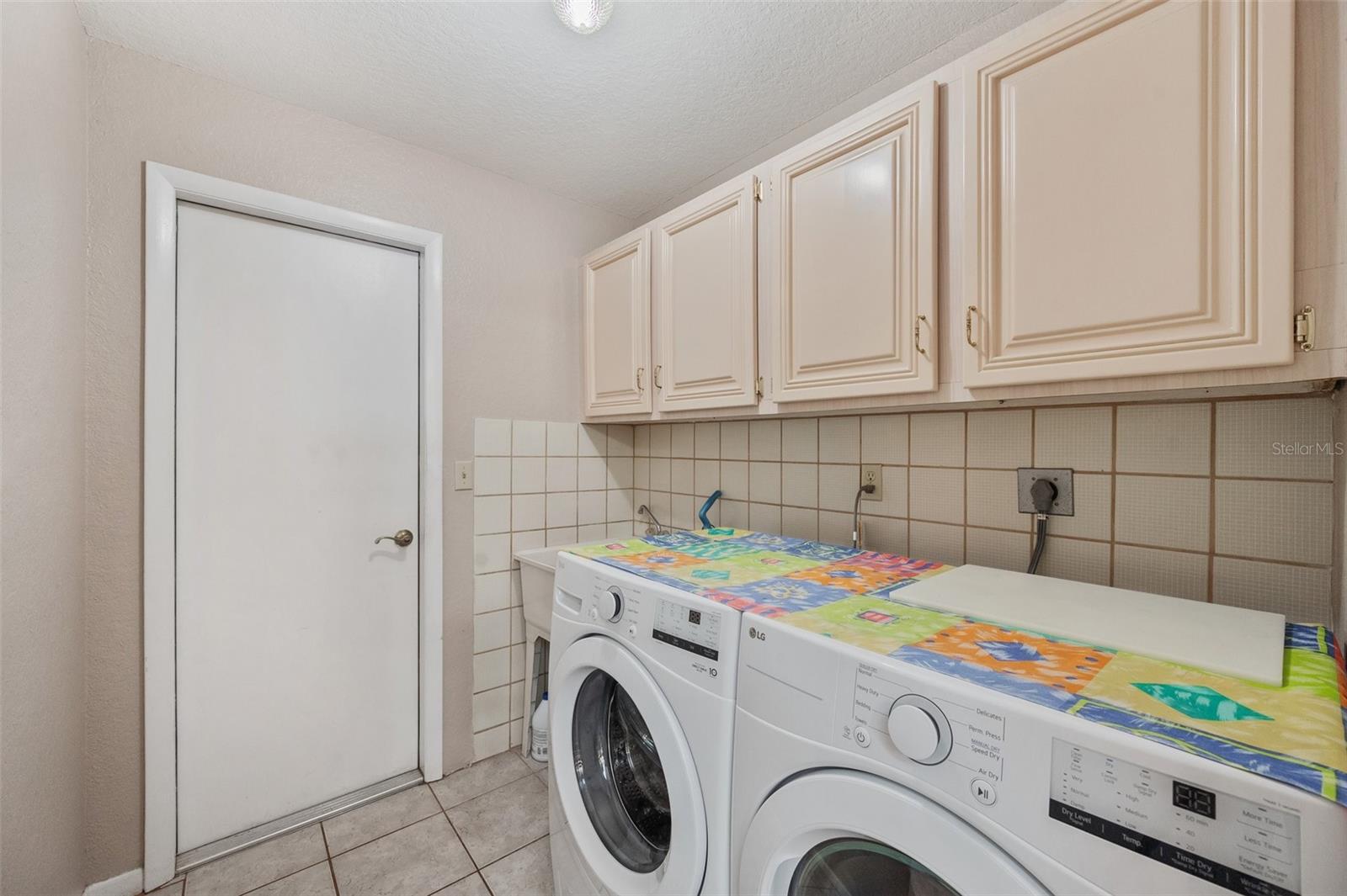 714 CHARLOTTE AVE, TARPON SPRINGS, FL, 34689