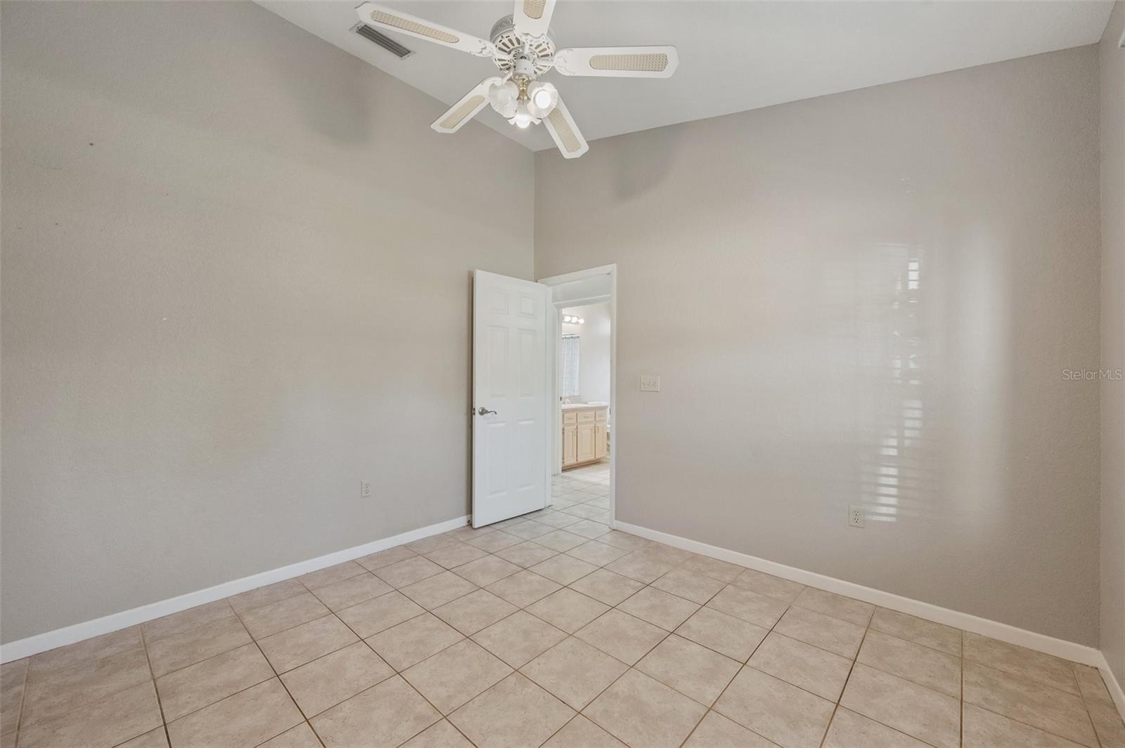 714 CHARLOTTE AVE, TARPON SPRINGS, FL, 34689